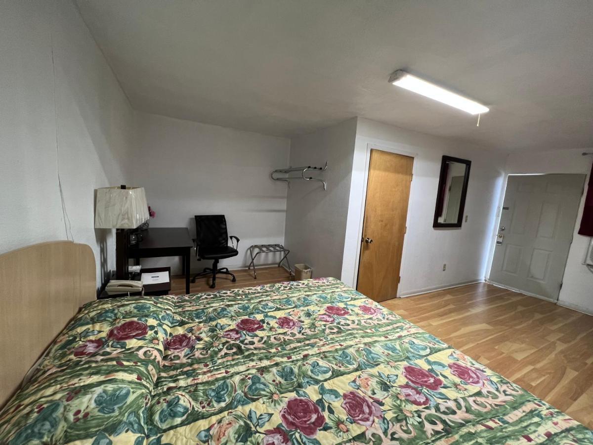 Budget Inn & Suites Freer Eksteriør billede