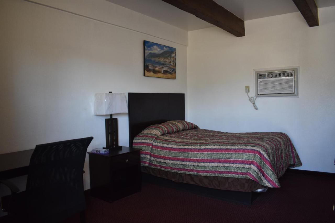 Budget Inn & Suites Freer Eksteriør billede